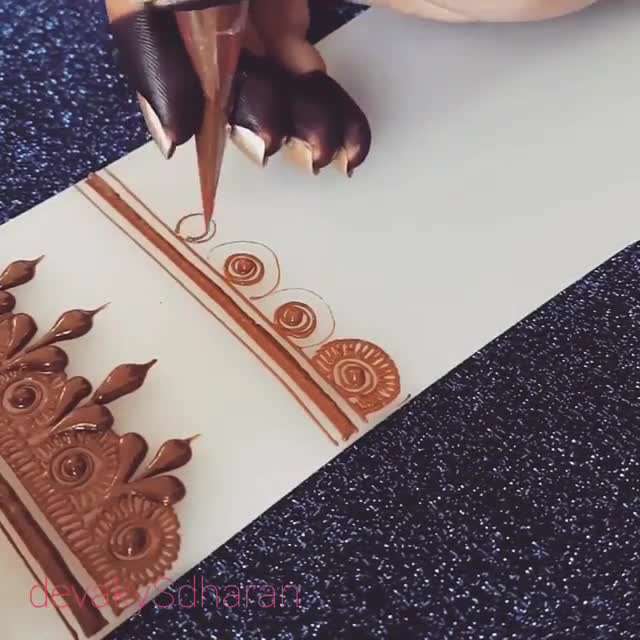 طراحی گل با شکلات